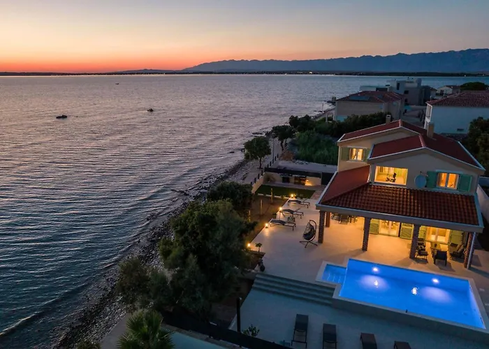 Mar Am Mit Beheiztem Pool- Jacuzzi By Interhome Privlaka (Zadar)