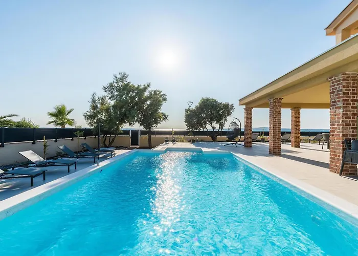 펜션 Mar Am Mit Beheiztem Pool- Jacuzzi By Interhome