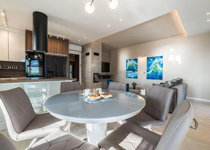 Mar Am Mit Beheiztem Pool- Jacuzzi By Interhome 펜션 프리블라카