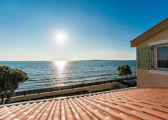 Mar Am Mit Beheiztem Pool- Jacuzzi By Interhome *