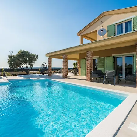 Mar Am Mit Beheiztem Pool- Jacuzzi By Interhome Feriehus *