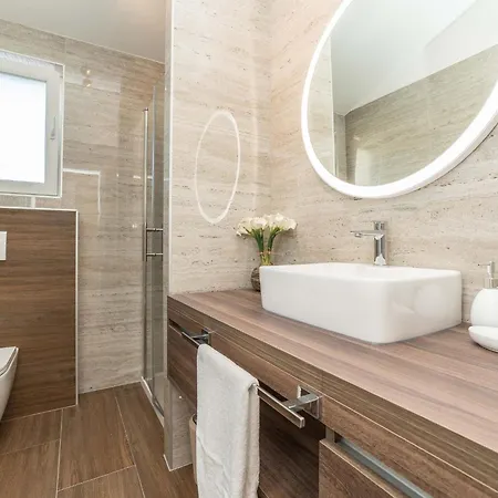 Feriehus Mar Am Mit Beheiztem Pool- Jacuzzi By Interhome