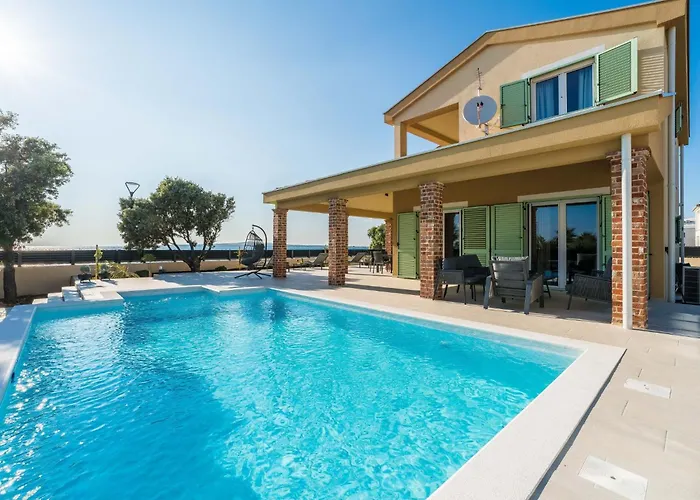 Mar Am Mit Beheiztem Pool- Jacuzzi By Interhome בית נופש *
