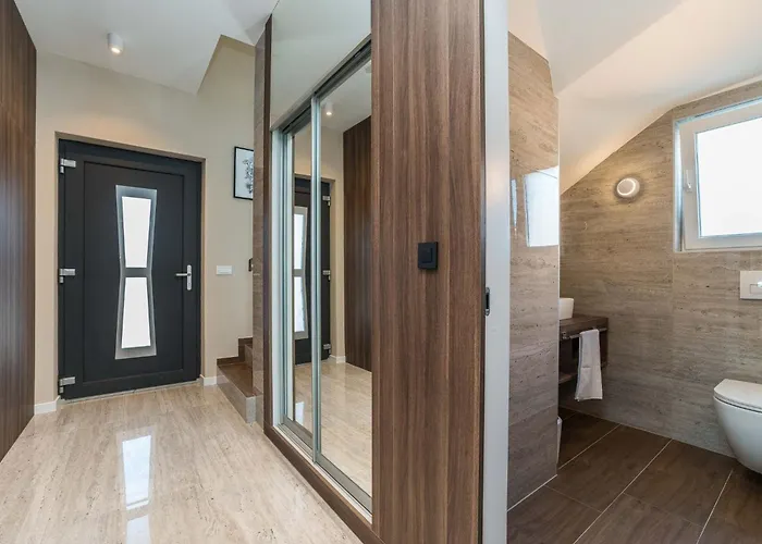 Mar Am Mit Beheiztem Pool- Jacuzzi By Interhome בית נופש