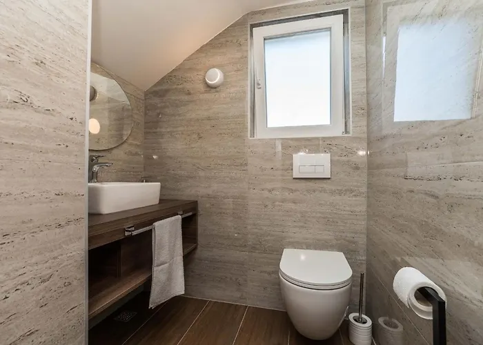 בית נופש Mar Am Mit Beheiztem Pool- Jacuzzi By Interhome פריבלאקה