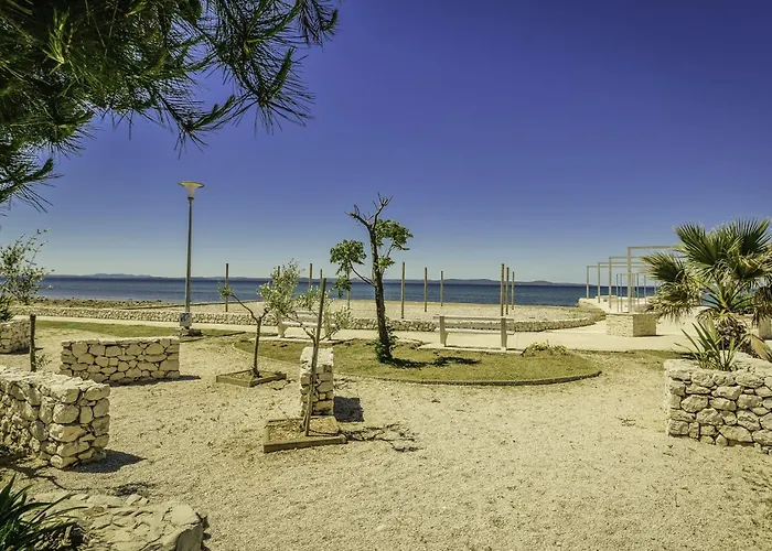 Mar Am Mit Beheiztem Pool- Jacuzzi By Interhome בית נופש